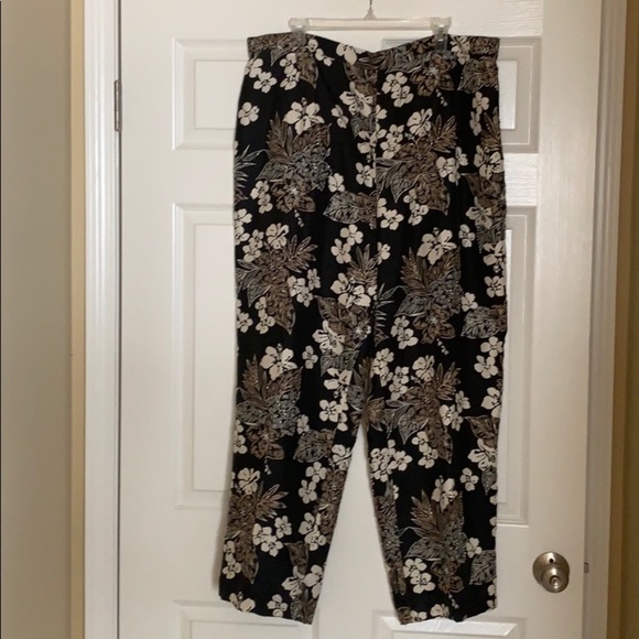 Pants - Picture 2 of 3